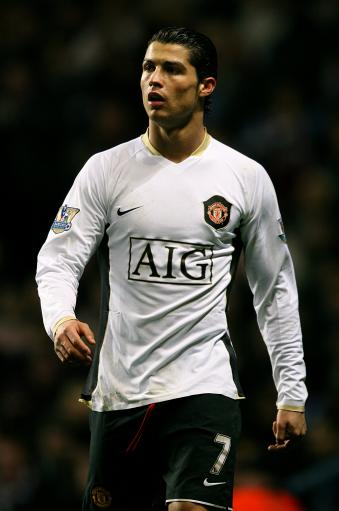 延边出台推进足球高质量发展举措，加强对职业足球的政策扶持